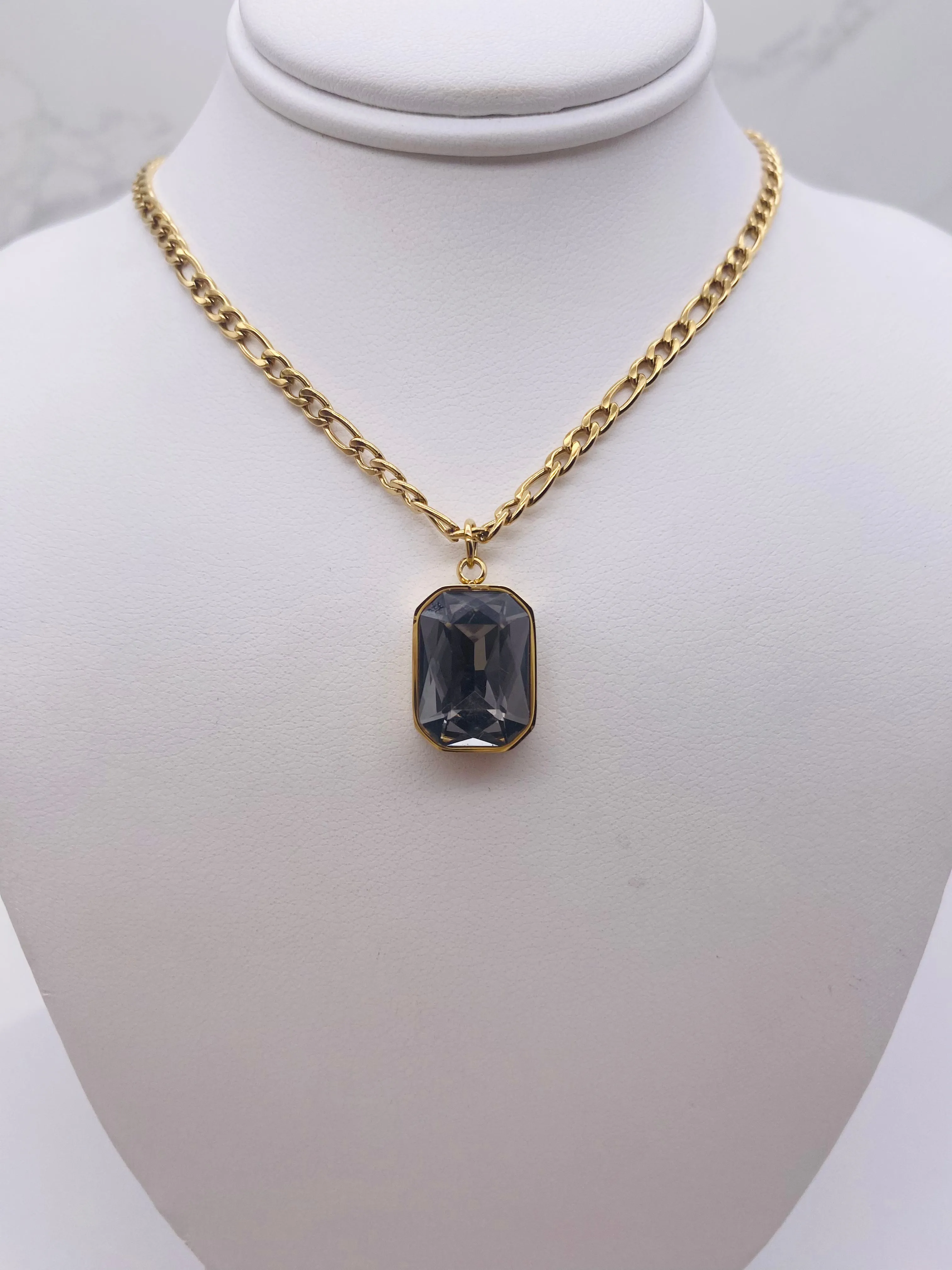 Emerald Green or Black Pendant Necklace